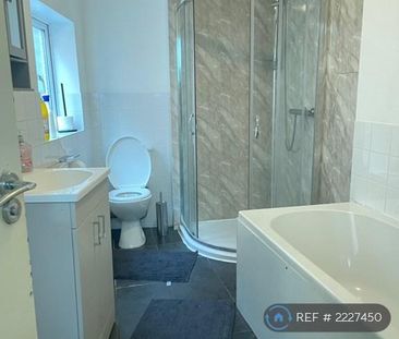 5 bedroom terraced house to rent - Photo 6