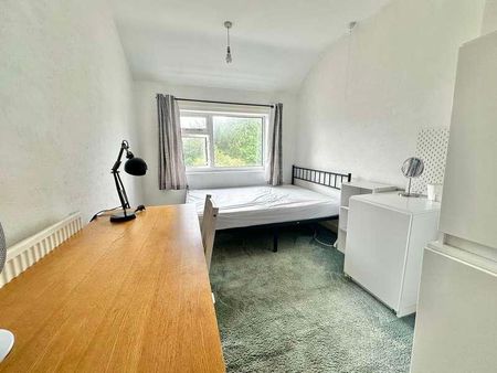 Westwood Heath Road, Coventry, CV4 - Photo 3