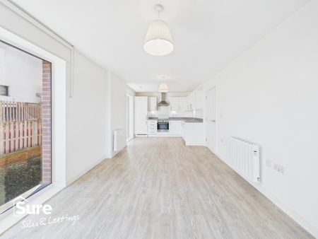 2 bedroom apartment to rent - Photo 4