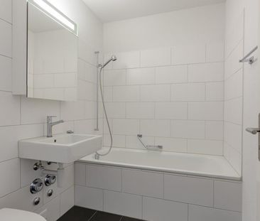Gemütliche 3.5-Zimmer-Wohnung mit Balkon in Bern Brünnen - Photo 4