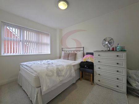 Thomas Close, LE3, Braunstone - Photo 4