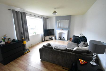 1 bedroom ground floor maisonette to rent - Photo 5