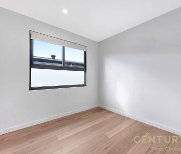 Brand New House - Fantastic Location - Photo 5