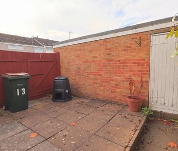 3 bedroom terraced house to rent - Photo 5