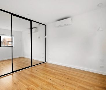 51D William Street, Fawkner VIC 3060 - Townhouse For Rent | Domain - Photo 6