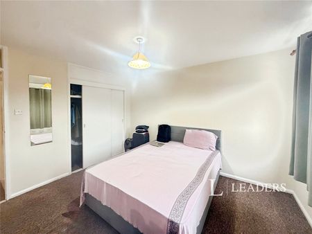 2 bedroom apartment to rent St. Lukes Court, Crescent Way, Burgess Hill, RH15 - Photo 5