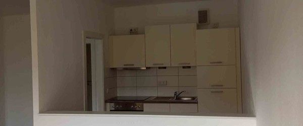 Schicke 3 Raum Wohnung mit Einbauküche sucht neue Mieter. - Foto 1