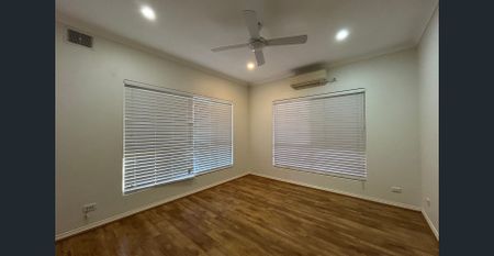 LARGE FAMILY HOME IN EATON - Photo 5