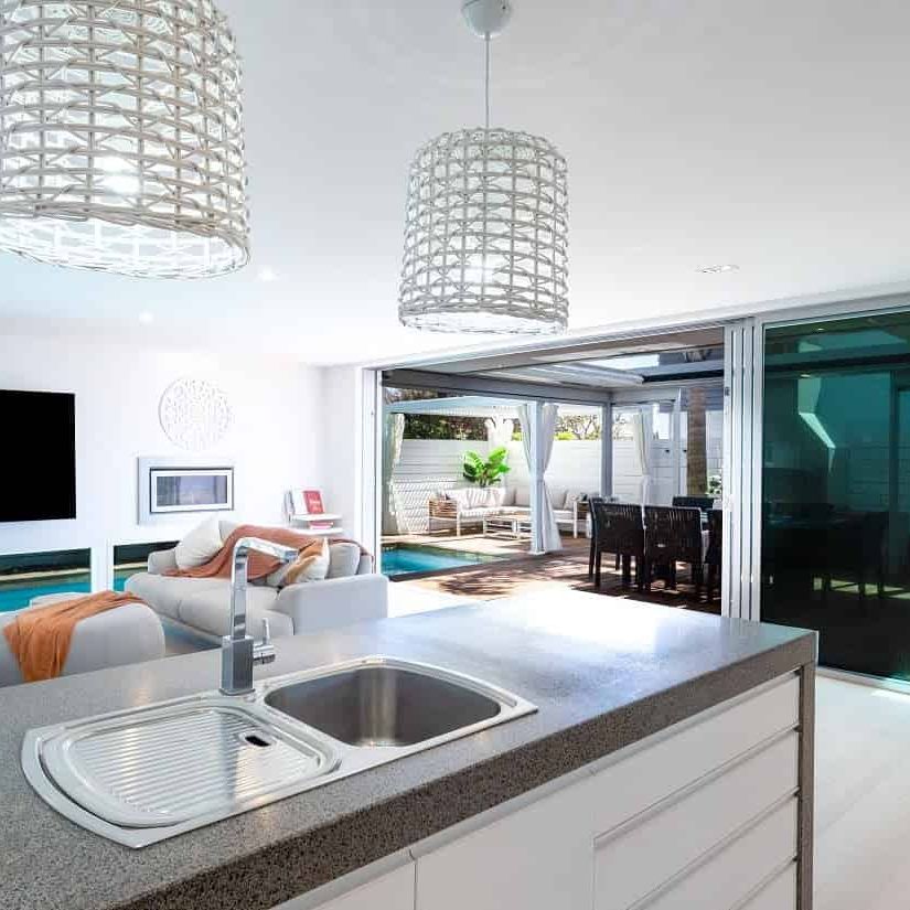 Stunning Papamoa Beach Retreat! - Photo 1