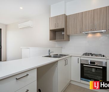 Perfectly Located Townhouse - Photo 2