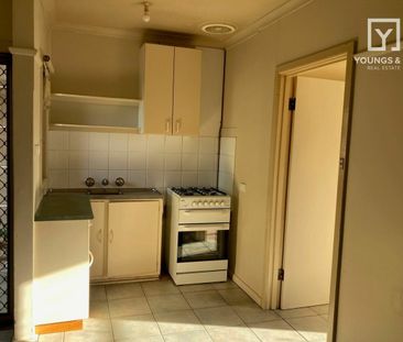 1 Bedroom unite in North Shepparton! - Photo 2