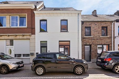 Volledig gerenoveerde energiezuinige (A) woning met 3 slaapkamers + bureau - Foto 5