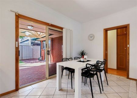 Stylish Family Home in Prime Location - Photo 4