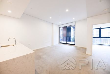 Modern 1 Bedroom+Study Apartment For Lease - Photo 4