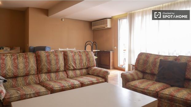 madrid, Community of Madrid 28015 - Photo 1