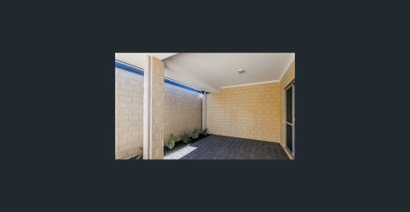 GREAT LOCATION EASY CARE GREAT FAMILY HOME - Photo 2