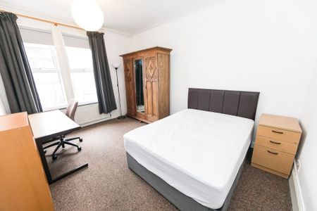 Headingley Avenue, Leeds - Photo 5