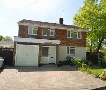4 bedroom detached house to rent - Photo 6