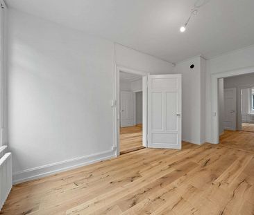 Charmante 4 -ZWG frisch saniert & bezugsbereit - Foto 1