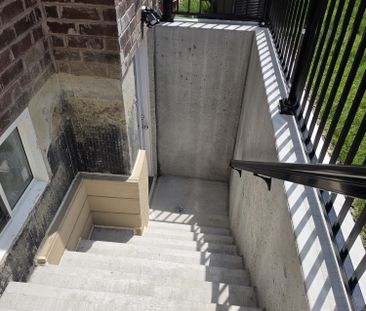 For Lease - 510 Eden Brook Hill Drive Unit# Basement, Brampton, Ont... - Photo 2