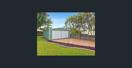 Lovely 3 Bedroom Low Set Home in the Heart of the Bayside - Photo 2