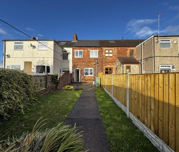 2 bedroom House To Let - Photo 2