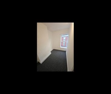 3 Bed Terraced House, Dargai Street, M11 - Photo 5