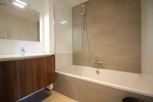 Appartement te huur - Photo 1