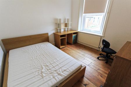 6 bed terraced house to rent in Gladstone Terrace, Sandyford, NE2 - Photo 4