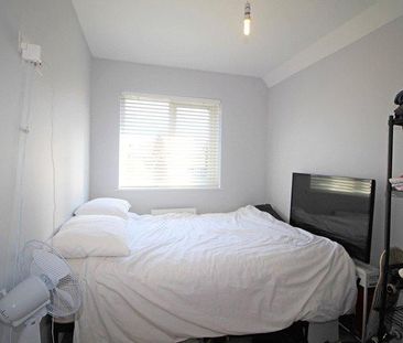 3 bedroom detached house to rent - Photo 4