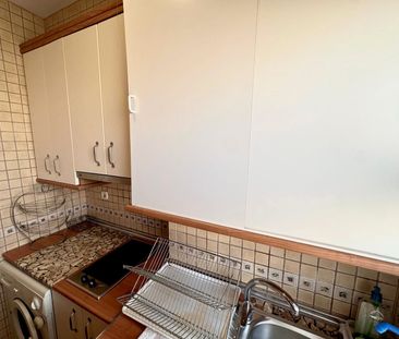 Estudio de alquiler en Avenida Manuel Mena Palma, Cortijo Torrequeb... - Photo 3