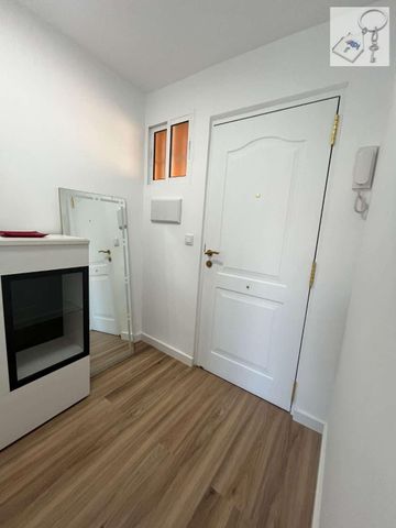 Apartamento de alquiler en N/a, Puerto Deportivo - Photo 5