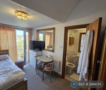 Studio to rent - Photo 6