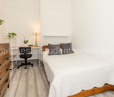 Ashlyn Grove, Manchester, M14 6YG - Photo 6