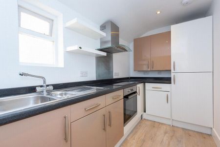 2 bedroom apartment to rent - Photo 5