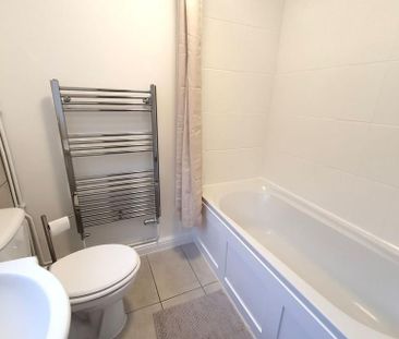 2 bedroom terraced house to rent - Photo 6