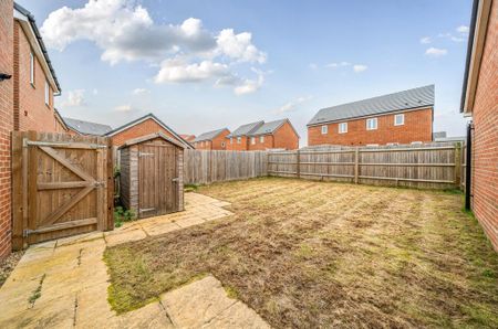 3 bedroom detached house to rent - Photo 5