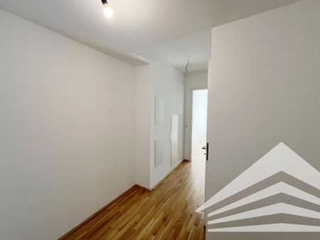 Promenadengalerien: Tolle 2-Zimmer Wohnung mit Dachterrasse in BESTER Innenstadtlage! - Photo 3