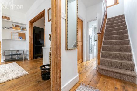 3 bedroom terraced maisonette to rent - Photo 3