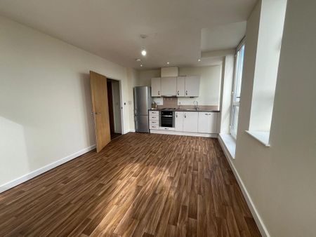 2 bedroom flat to rent - Photo 5