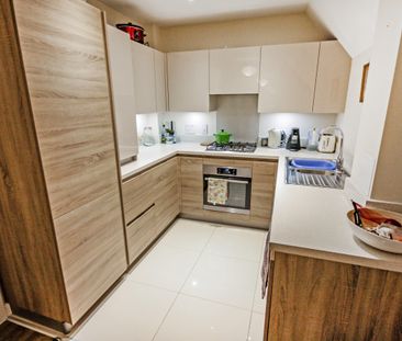 One-Bedroom Apartment - Photo 1