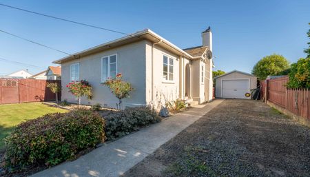 48 Leith Street, Oamaru - Photo 2