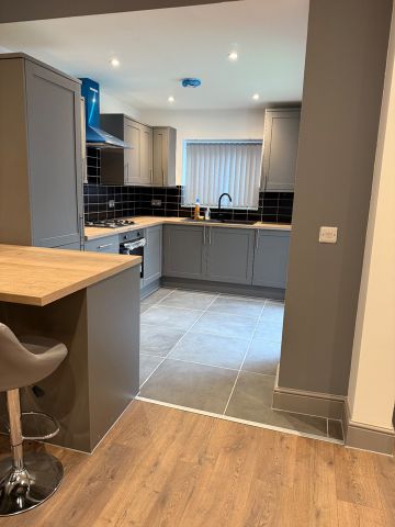 4 Bed End Terrace, Liverpool, L13 - Photo 5