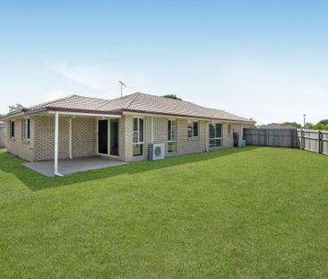 Modern and Spacious Living in Victoria Point ! - Photo 4