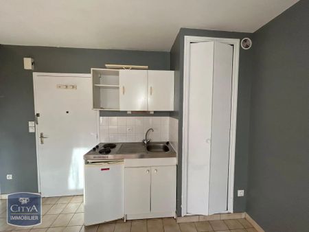 Appartement à louer 2 pièces 27m² - Photo 2