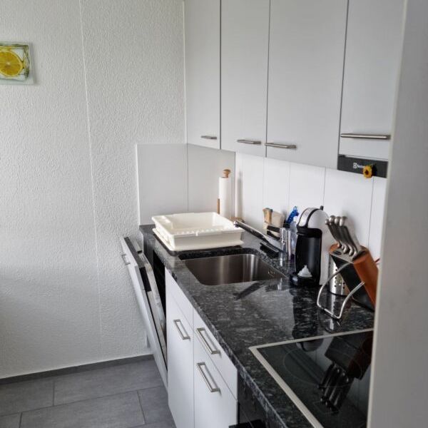 Charmante 2- Zimmer Wohnung wartet auf Sie. - Photo 1