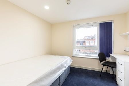 Fawcett road, Southsea - Photo 5