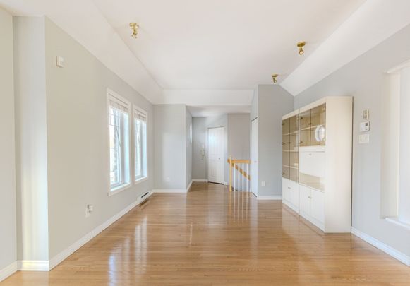 Nouveauté sur le marché Appartement à louer - Laval (Chomedey) (Autres) - Photo 1