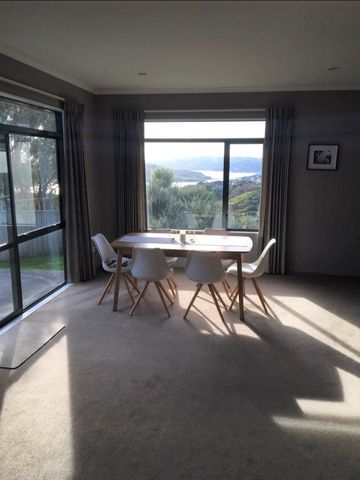 14 Milford Street, Aotea - Photo 3