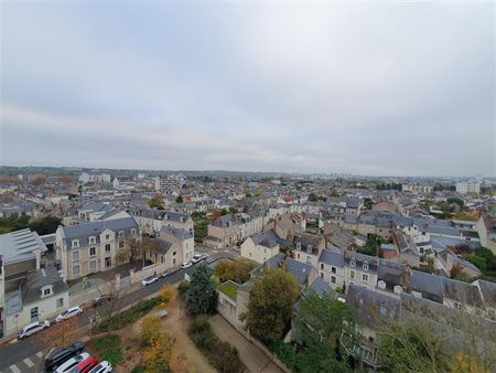 Appartement 3 pièces – proche gare de Tours - Photo 2